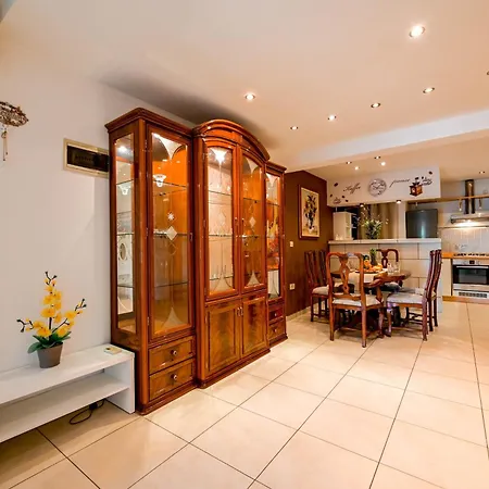 Lido Apartment *