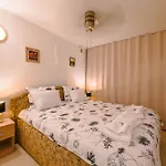 Lido Apartment